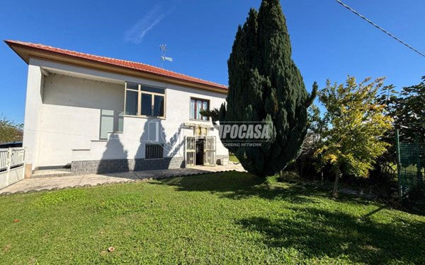 casa indipendente in vendita a Casale Monferrato