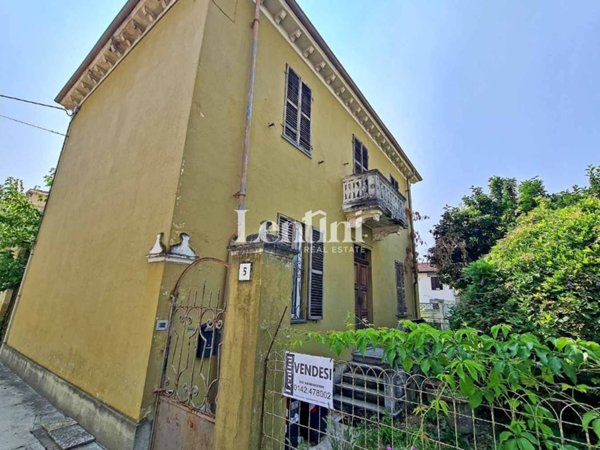 casa indipendente in vendita a Casale Monferrato
