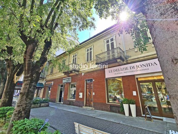 intera palazzina in vendita a Casale Monferrato