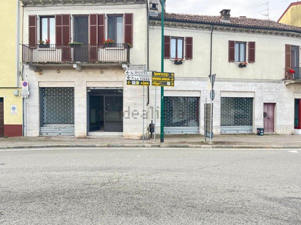 casa indipendente in vendita a Casale Monferrato