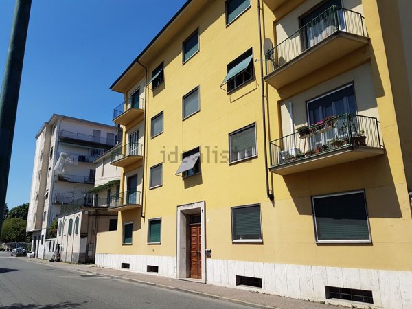 appartamento in vendita a Casale Monferrato in zona Casale Popolo