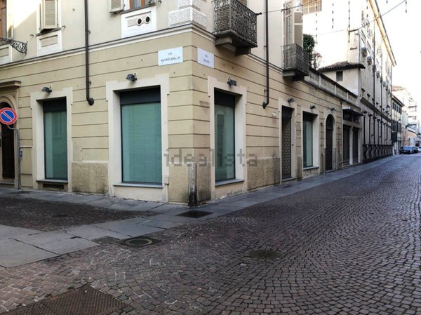 casa indipendente in vendita a Casale Monferrato