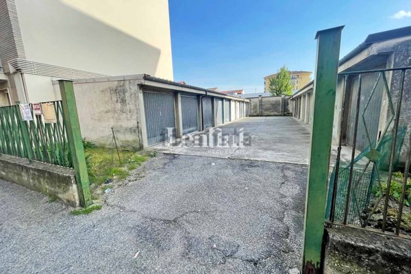 casa indipendente in vendita a Casale Monferrato