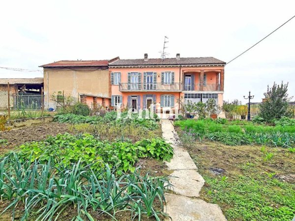 casa indipendente in vendita a Casale Monferrato in zona Terranova