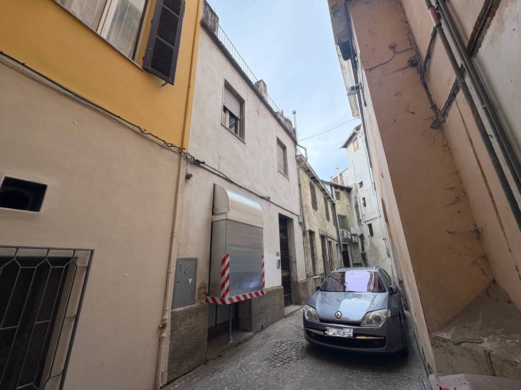 appartamento in vendita a Casale Monferrato in zona Casale Popolo