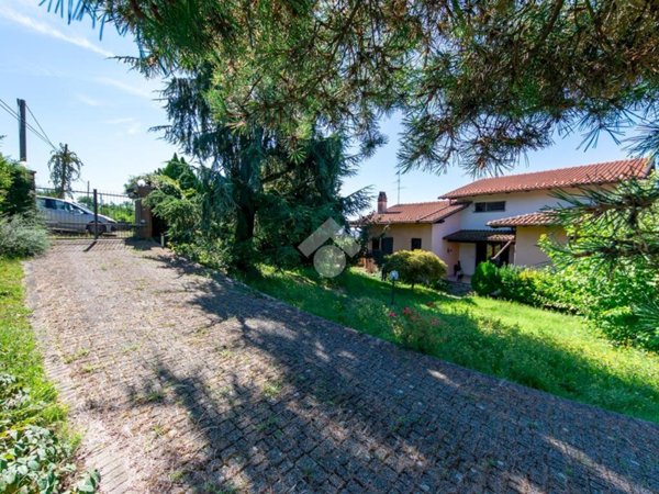 casa indipendente in vendita a Casale Monferrato