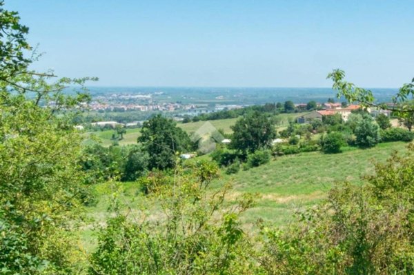 casa indipendente in vendita a Casale Monferrato