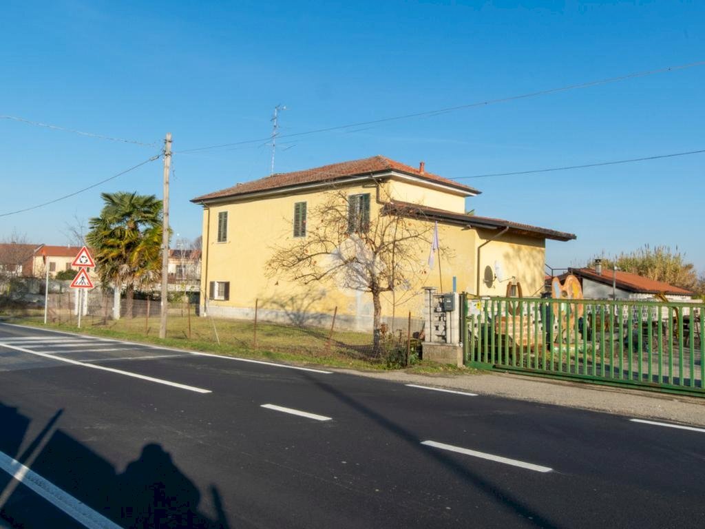 casa indipendente in vendita a Casale Monferrato in zona San Germano