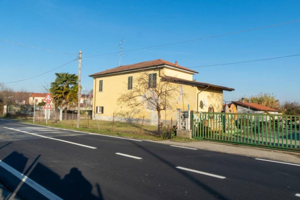 casa indipendente in vendita a Casale Monferrato in zona San Germano