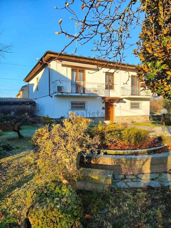 casa indipendente in vendita a Casale Monferrato