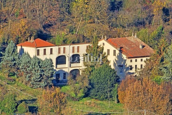 casa indipendente in vendita a Casale Monferrato