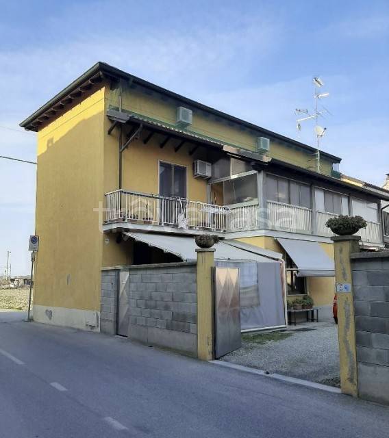 casa indipendente in vendita a Casale Monferrato