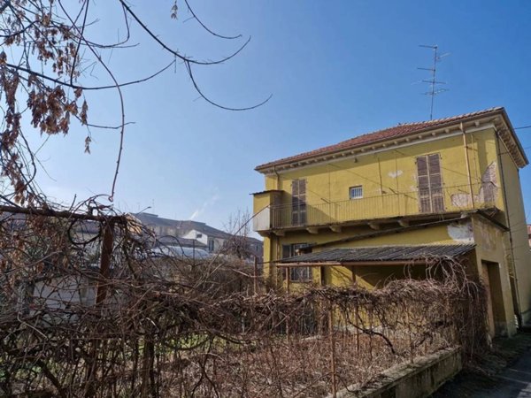 casa indipendente in vendita a Casale Monferrato