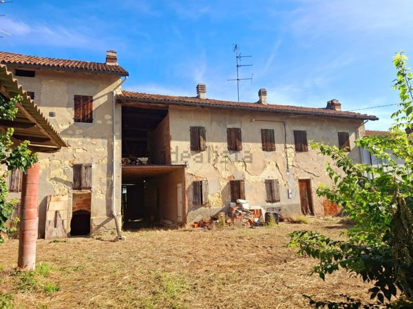 casa indipendente in vendita a Casale Monferrato