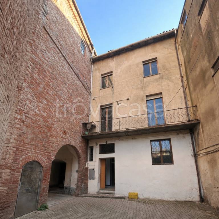 casa indipendente in vendita a Casale Monferrato