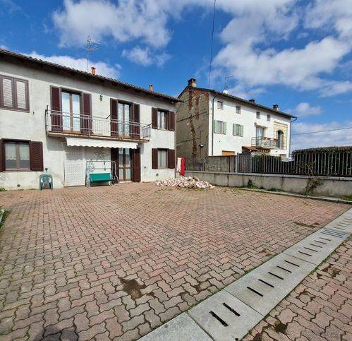 casa indipendente in vendita a Casale Monferrato