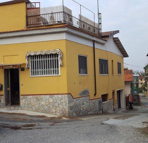 casa indipendente in vendita a Casale Monferrato in zona San Germano