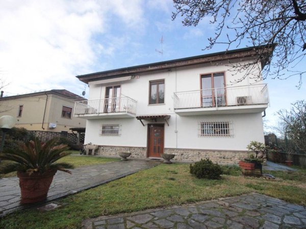 casa indipendente in vendita a Casale Monferrato