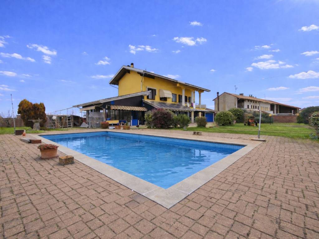 casa indipendente in vendita a Casale Monferrato