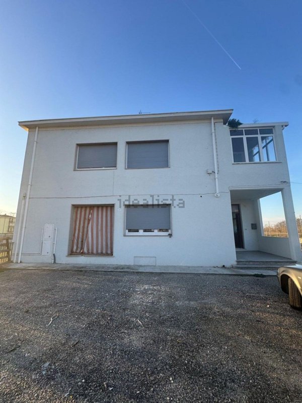 casa indipendente in vendita a Casale Monferrato