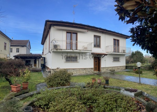 casa indipendente in vendita a Casale Monferrato