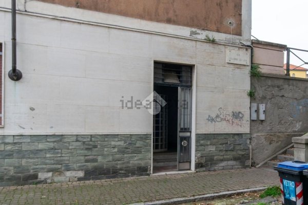 locale di sgombero in vendita a Casale Monferrato