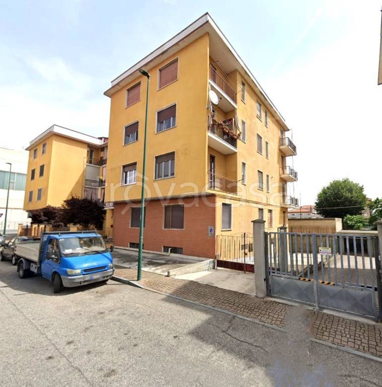 casa indipendente in vendita a Casale Monferrato