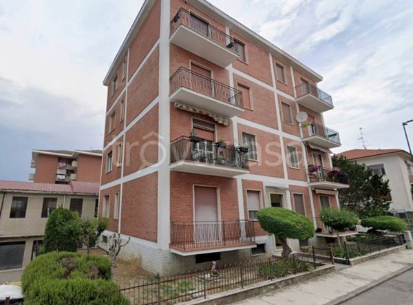 casa indipendente in vendita a Casale Monferrato