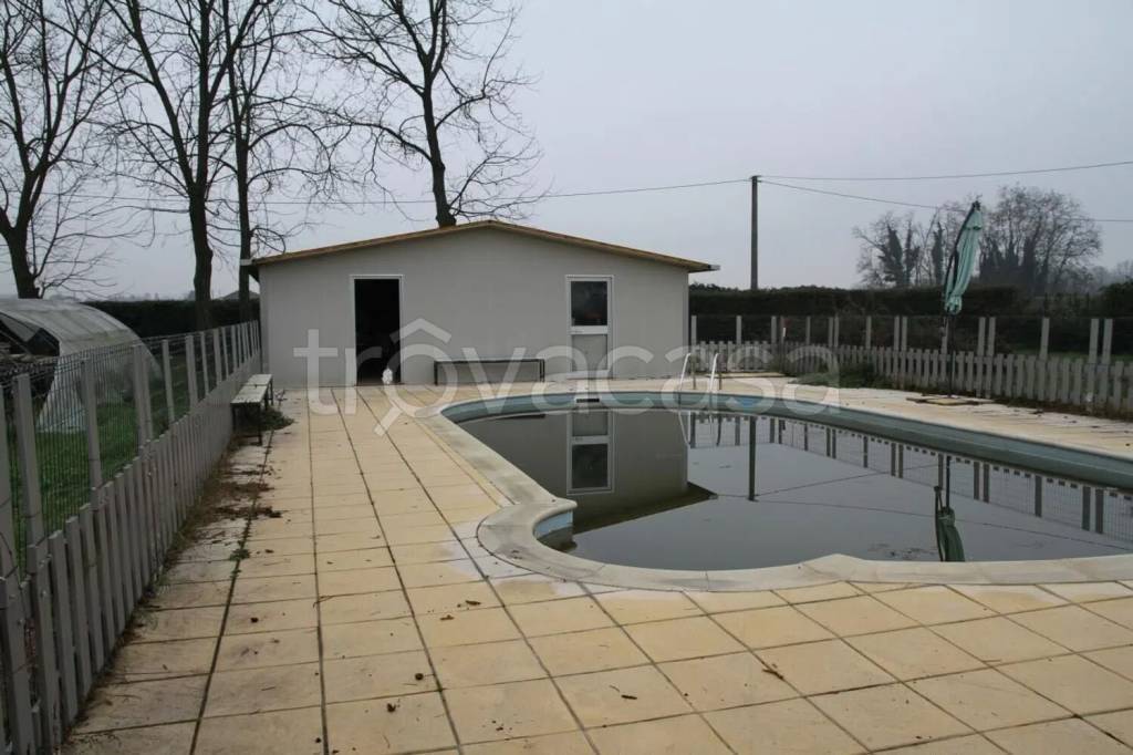 casa indipendente in vendita a Casale Monferrato