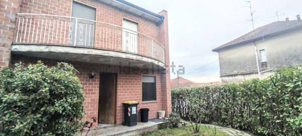 casa indipendente in vendita a Casale Monferrato