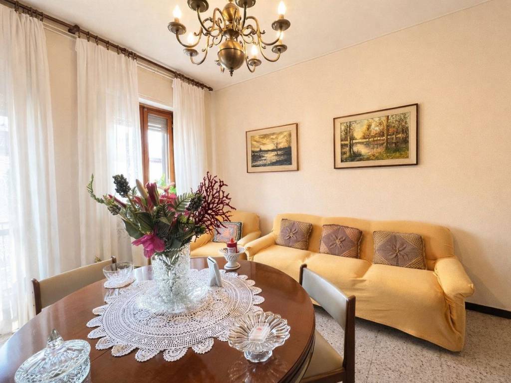 casa indipendente in vendita a Casale Monferrato
