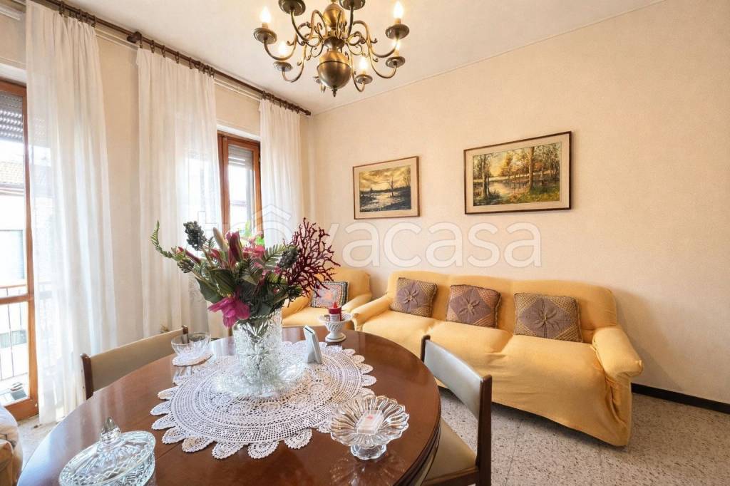 casa indipendente in vendita a Casale Monferrato