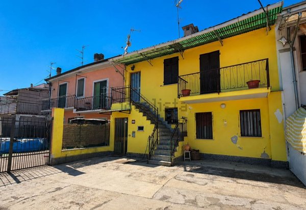 casa indipendente in vendita a Casale Monferrato