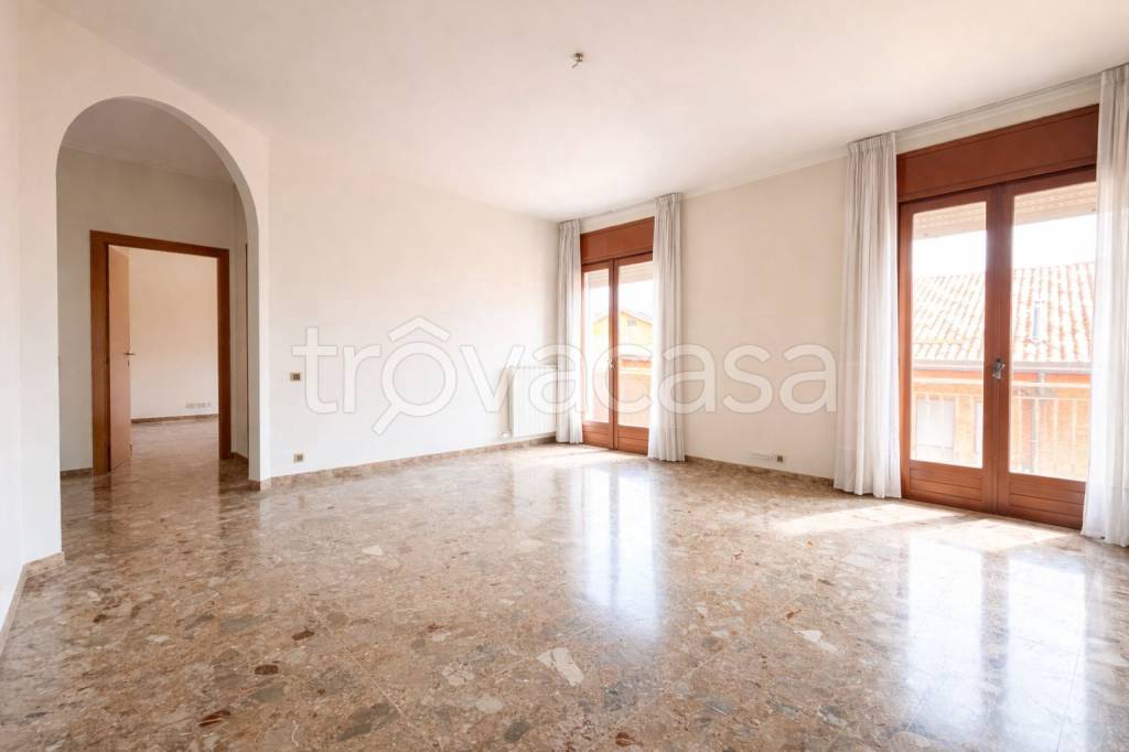 casa indipendente in vendita a Casale Monferrato