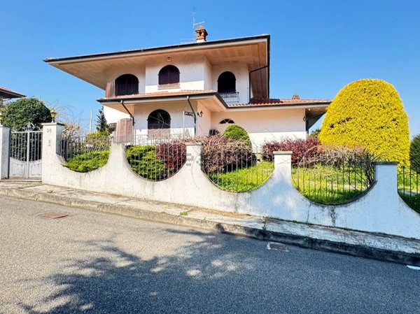casa indipendente in vendita a Casale Monferrato