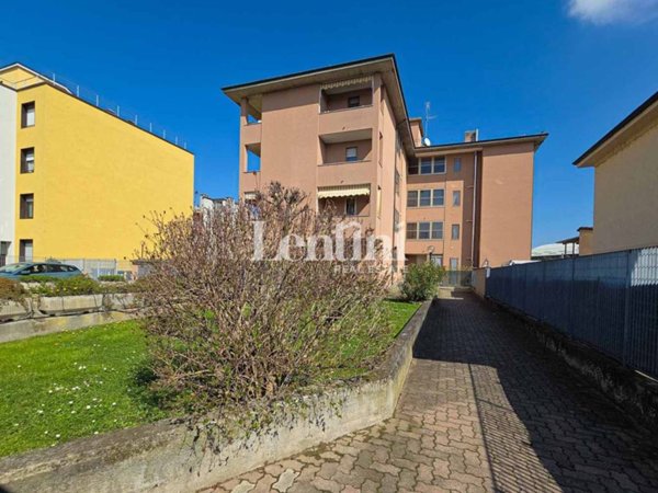 casa indipendente in vendita a Casale Monferrato