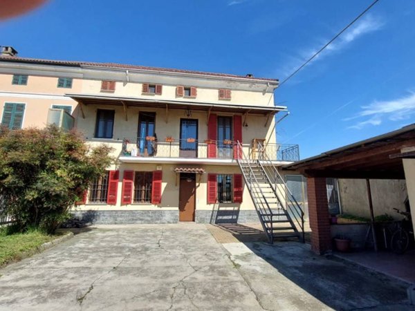 casa indipendente in vendita a Casale Monferrato in zona Terranova