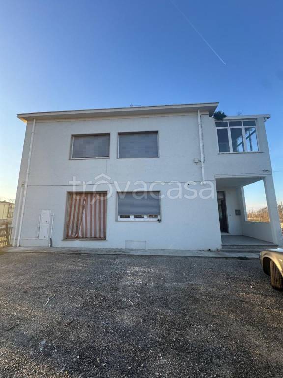 casa indipendente in vendita a Casale Monferrato