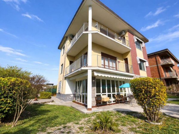 casa indipendente in vendita a Casale Monferrato