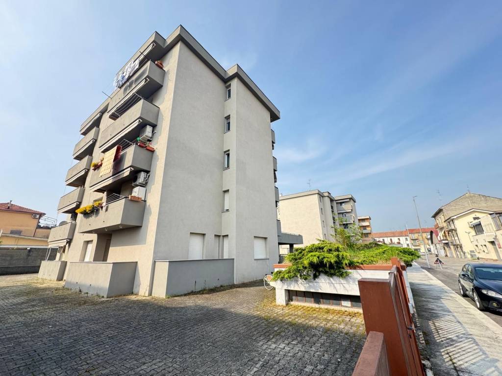 casa indipendente in vendita a Casale Monferrato