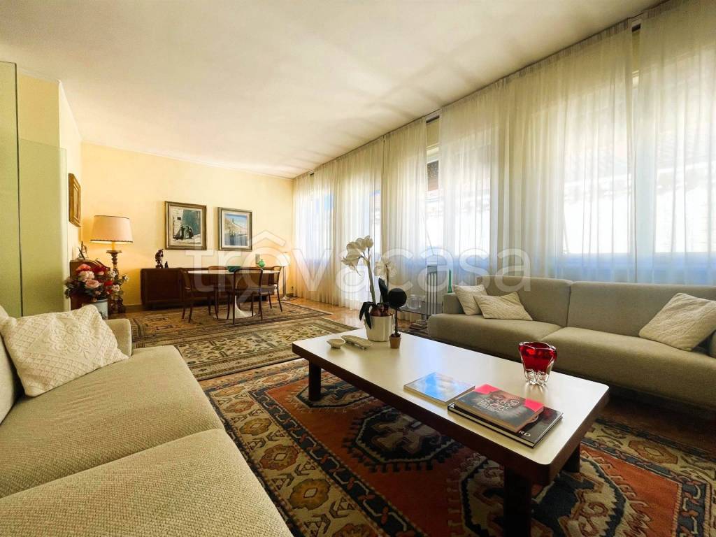 casa indipendente in vendita a Casale Monferrato