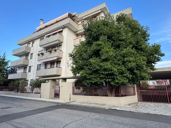 casa indipendente in vendita a Casale Monferrato