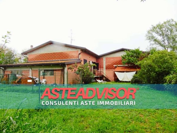 casa indipendente in vendita a Casale Monferrato
