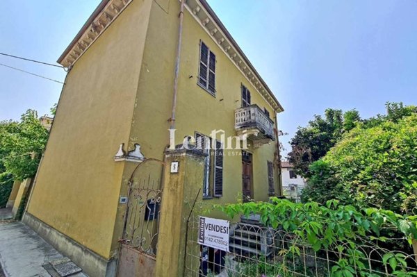 casa indipendente in vendita a Casale Monferrato