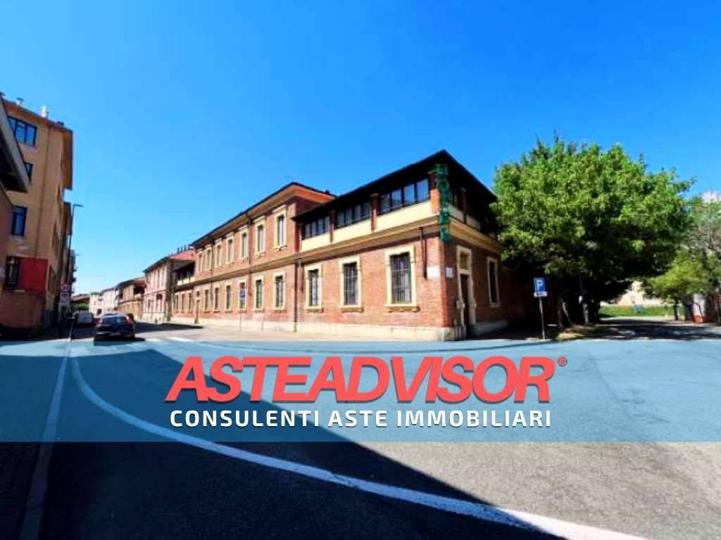 negozio in vendita a Casale Monferrato