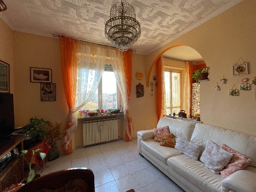 casa indipendente in vendita a Casale Monferrato