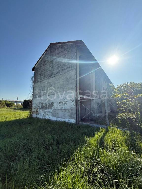 casa indipendente in vendita a Casale Monferrato