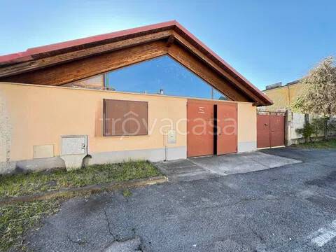 casa indipendente in vendita a Casale Monferrato in zona Rolasco