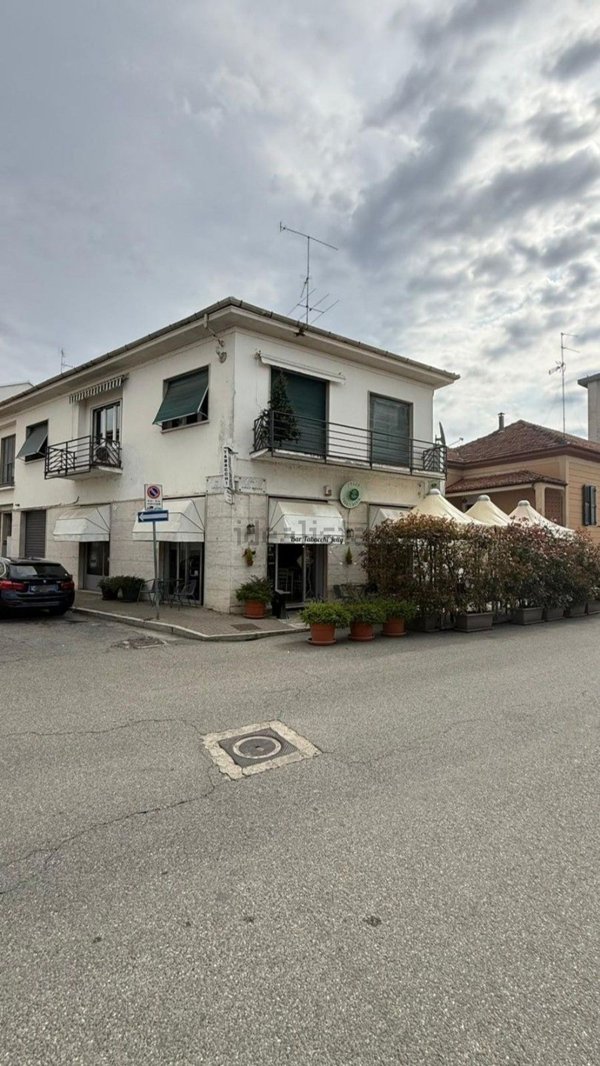 casa indipendente in vendita a Casale Monferrato