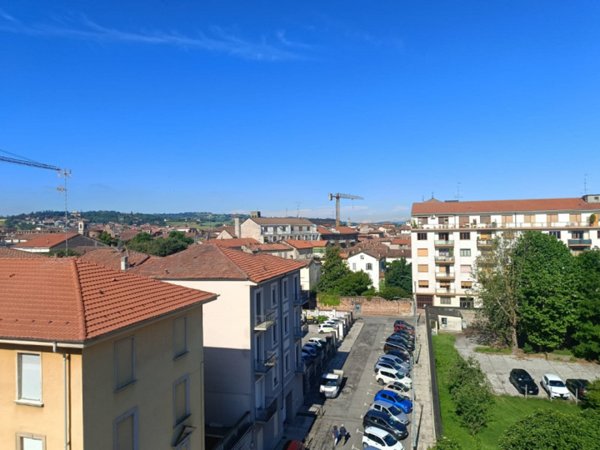 casa indipendente in vendita a Casale Monferrato